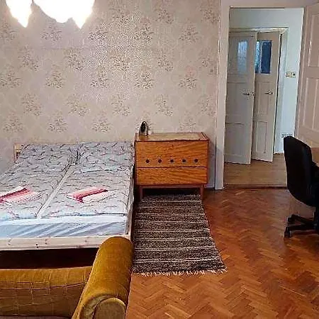 Baross Отель